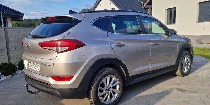 Hyundai Tucson cena 59999 przebieg: 147000, rok produkcji 2016 z Żagań małe 37